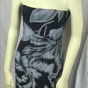 Cache Dress Size Small Black white silver